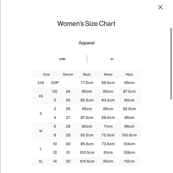 Club Monaco Textured Scalloped Shorts - Picture 6 of 6